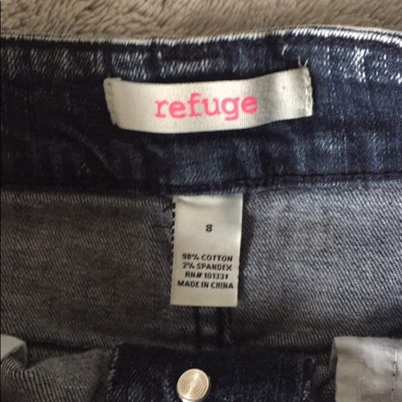 High rise denim shorts - Picture 2 of 3